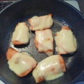 お弁当に 簡単鮭のチーズ焼き レシピ 作り方 By こんぎぃ 楽天レシピ
